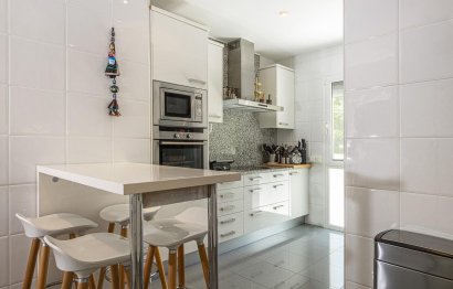 Resale - Ground floor apartment - Marbella - Nueva Andalucia