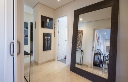 Resale - Ground floor apartment - Marbella - Nueva Andalucia