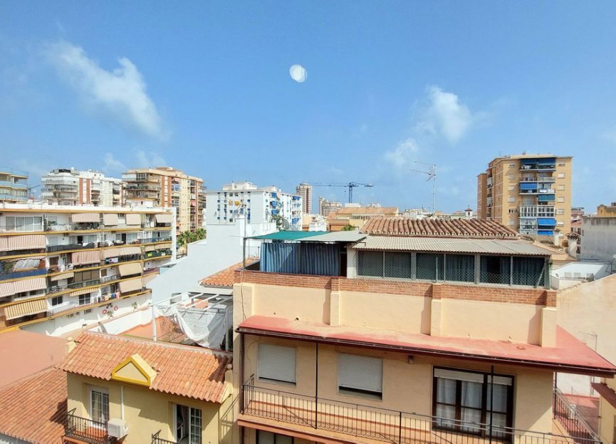 Resale - Apartment - Top Floor Apartment - Fuengirola - Fuengirola Centro