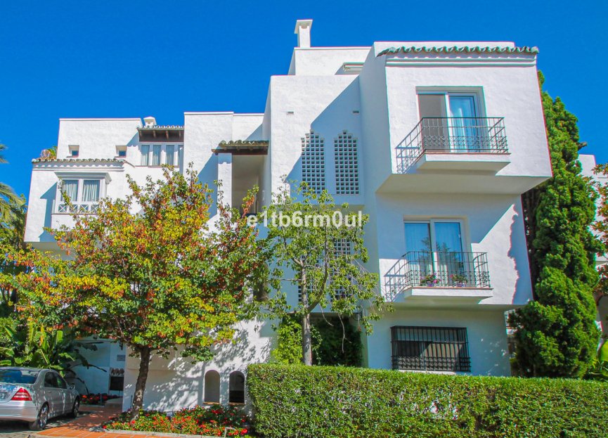 Resale - Ground floor apartment - Marbella - The Golden Mile