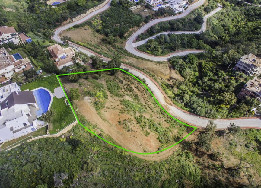 Resale - House - Detached Villa - Marbella - La Mairena