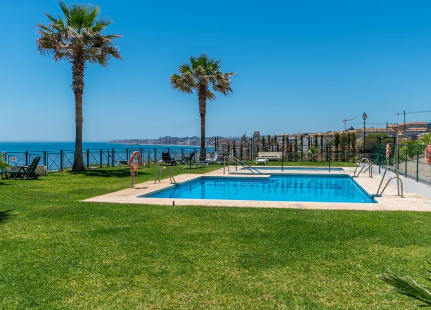 Resale - Apartment - Middle Floor Apartment - Fuengirola - Carvajal