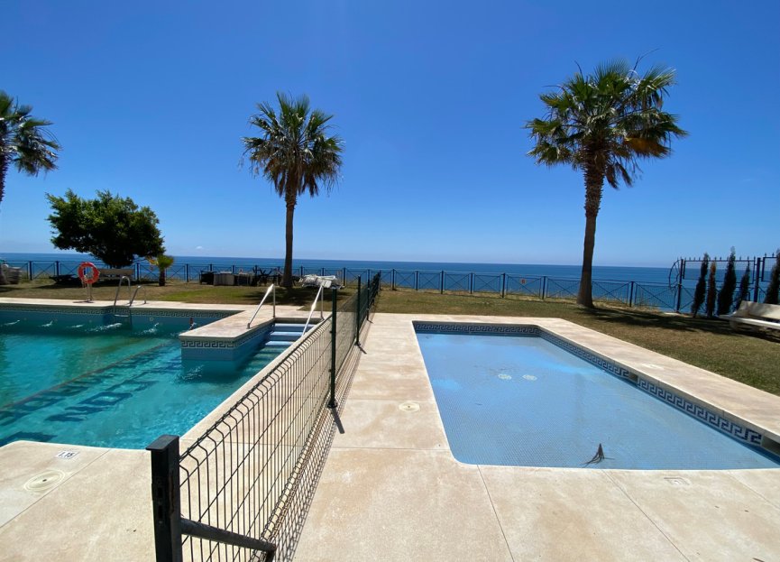 Resale - Apartment - Middle Floor Apartment - Fuengirola - Carvajal