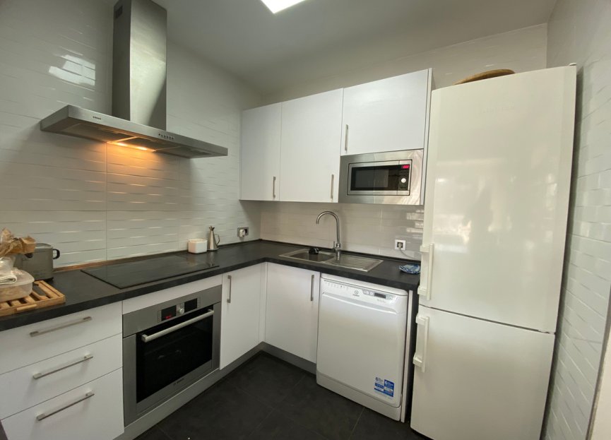 Resale - Apartment - Middle Floor Apartment - Fuengirola - Fuengirola Centro