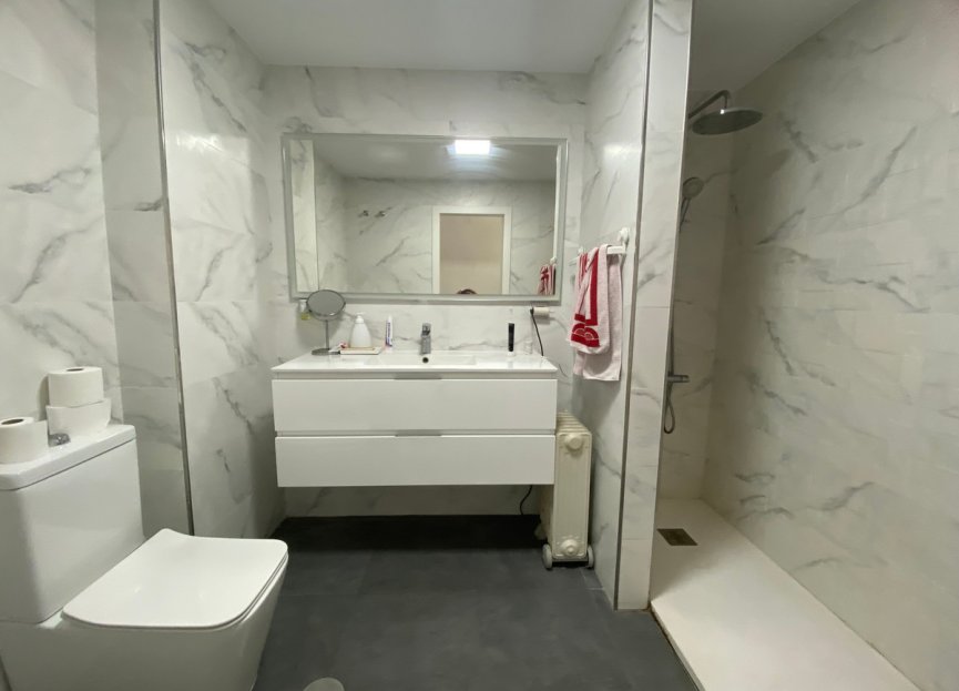 Resale - Apartment - Middle Floor Apartment - Fuengirola - Fuengirola Centro