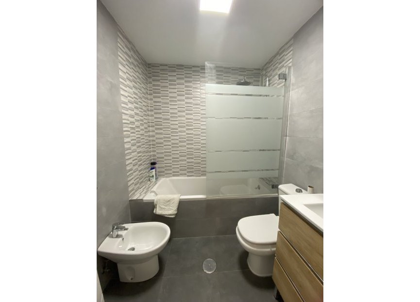 Resale - Apartment - Middle Floor Apartment - Fuengirola - Fuengirola Centro