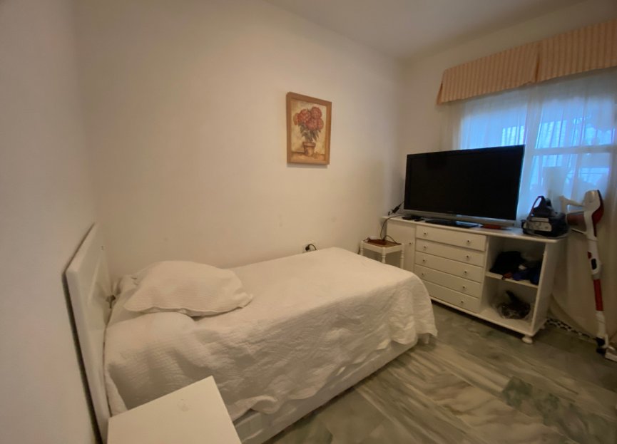Resale - Apartment - Middle Floor Apartment - Fuengirola - Fuengirola Centro