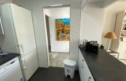 Resale - Apartment - Middle Floor Apartment - Fuengirola - Fuengirola Centro