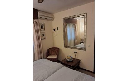 Resale - Apartment - Middle Floor Apartment - Fuengirola - Fuengirola Centro