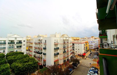 Resale - Apartment - Middle Floor Apartment - Estepona - Estepona Centro