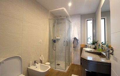 Resale - Apartment - Middle Floor Apartment - Estepona - Estepona Centro