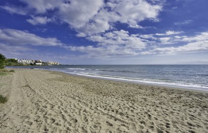 Reventa - House - Semi-Detached House - Estepona - Estepona Centro