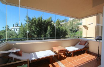 Resale - Apartment - Middle Floor Apartment - Marbella - Elviria