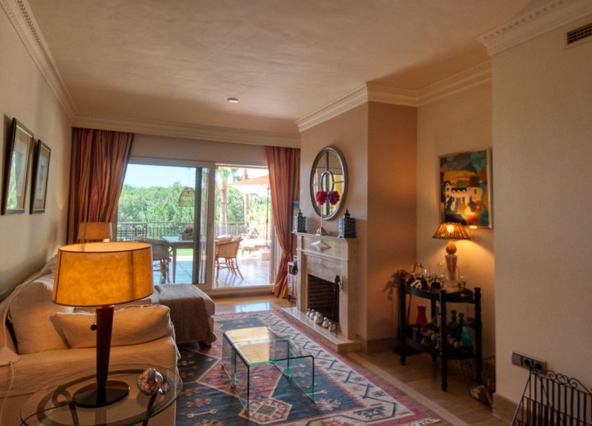 Resale - Ground floor apartment - Marbella - Sierra Blanca