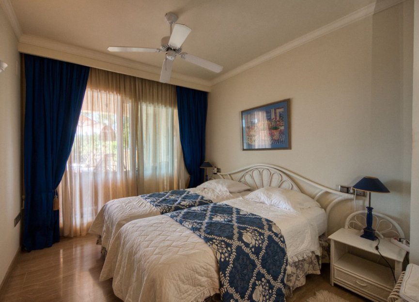 Resale - Ground floor apartment - Marbella - Sierra Blanca