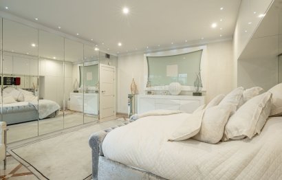 Resale - Ground floor apartment - Marbella - Nueva Andalucia