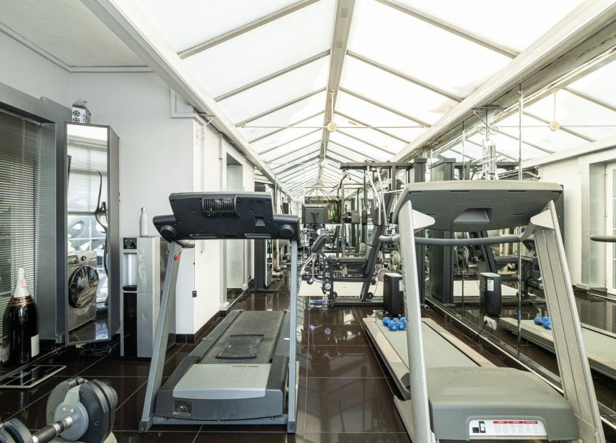 Resale - Ground floor apartment - Marbella - Nueva Andalucia