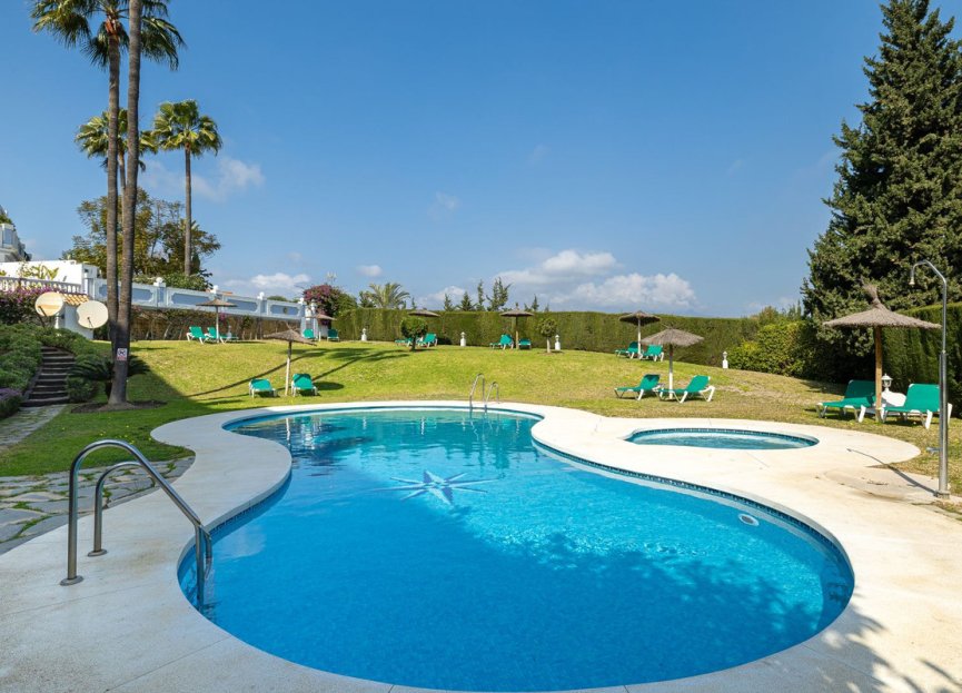 Resale - Ground floor apartment - Marbella - Nueva Andalucia