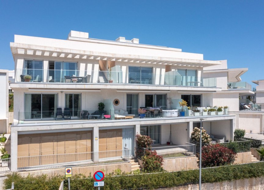 Resale - Ground floor apartment - Estepona - Estepona Centro