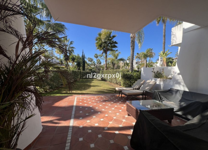 Resale - House - Semi-Detached House - Estepona - Costalita