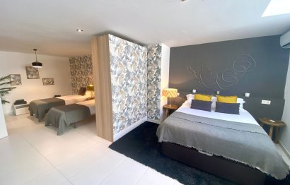 Reventa - House - Detached Villa - Marbella - Nueva Andalucia