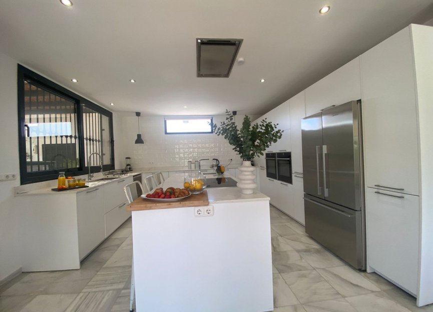 Reventa - House - Detached Villa - Marbella - Nueva Andalucia