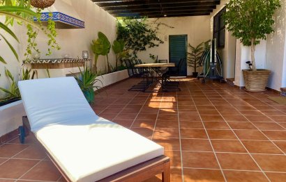 Reventa - House - Detached Villa - Marbella - Nueva Andalucia