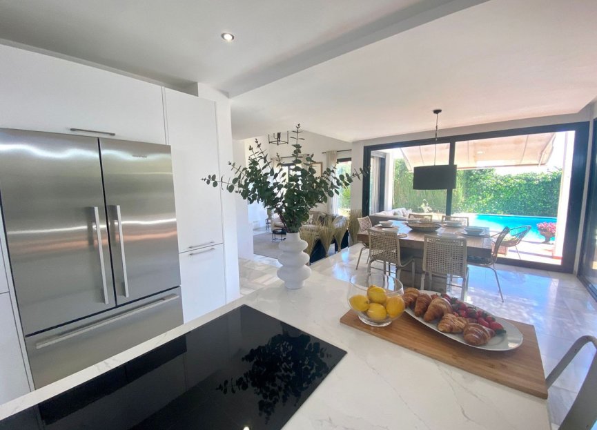 Reventa - House - Detached Villa - Marbella - Nueva Andalucia