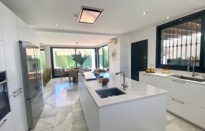 Reventa - House - Detached Villa - Marbella - Nueva Andalucia