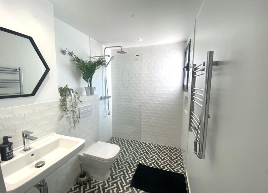 Reventa - House - Detached Villa - Marbella - Nueva Andalucia