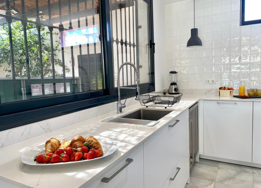 Reventa - House - Detached Villa - Marbella - Nueva Andalucia