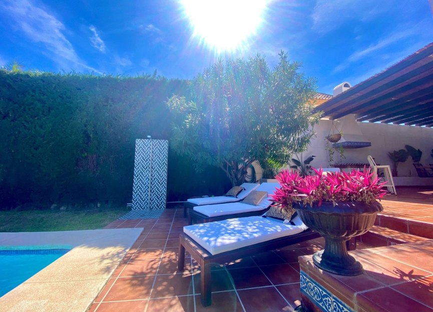 Reventa - House - Detached Villa - Marbella - Nueva Andalucia