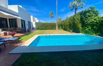 Reventa - House - Detached Villa - Marbella - Nueva Andalucia
