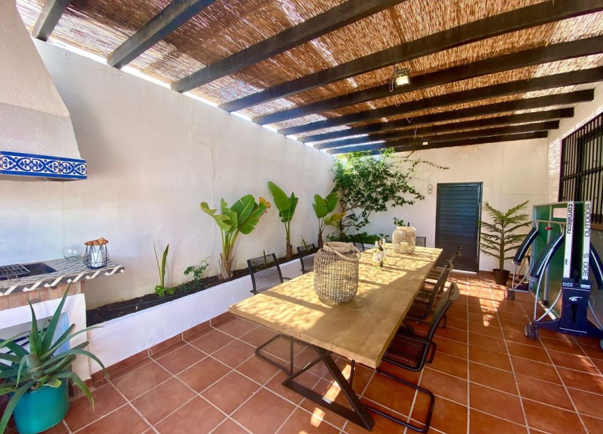 Reventa - House - Detached Villa - Marbella - Nueva Andalucia