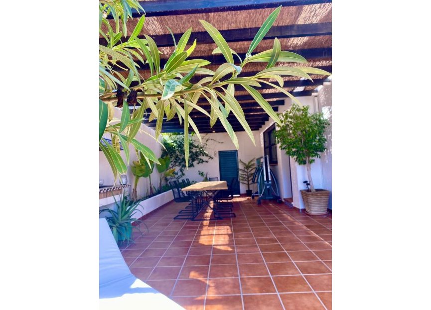 Reventa - House - Detached Villa - Marbella - Nueva Andalucia