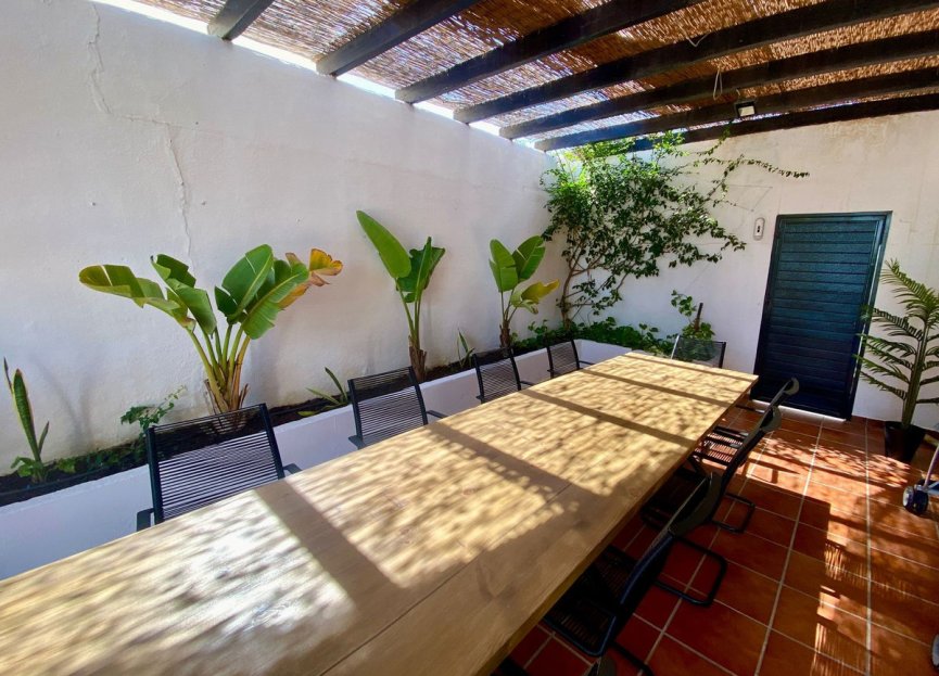 Reventa - House - Detached Villa - Marbella - Nueva Andalucia