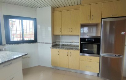 Resale - House - Semi-Detached House - Estepona - Cancelada