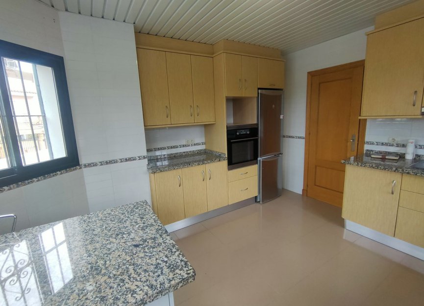 Resale - House - Semi-Detached House - Estepona - Cancelada