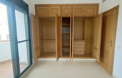 Resale - House - Semi-Detached House - Estepona - Cancelada