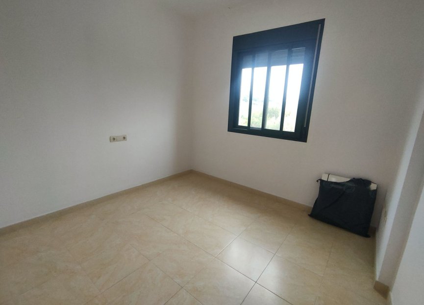 Resale - House - Semi-Detached House - Estepona - Cancelada