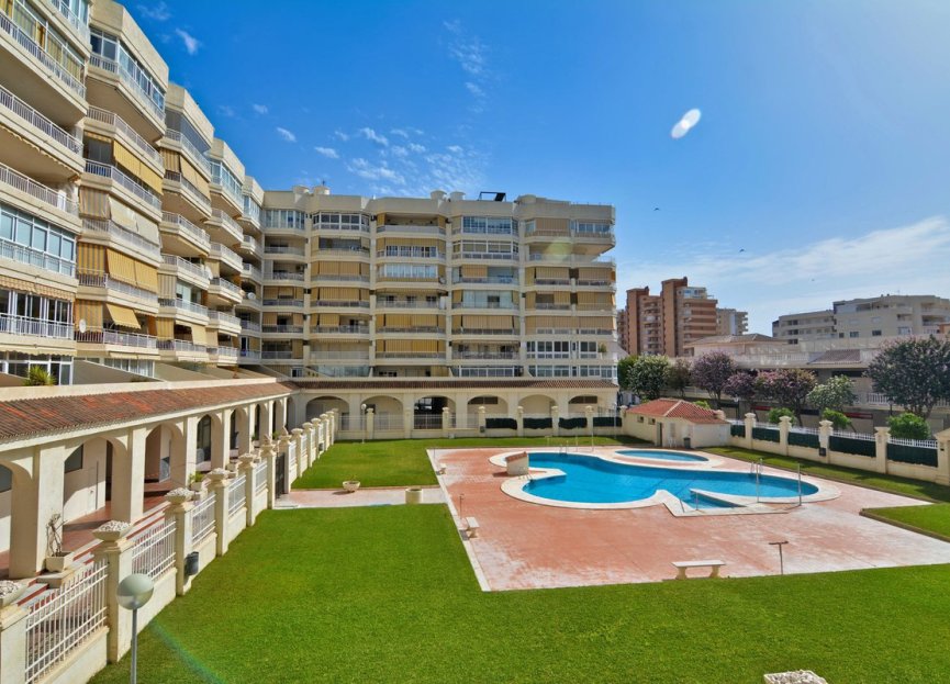 Resale - Apartment - Middle Floor Apartment - Fuengirola - Los Boliches