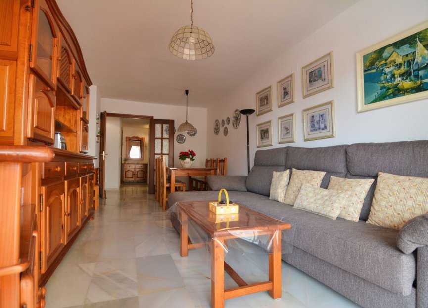 Resale - Apartment - Middle Floor Apartment - Fuengirola - Los Boliches