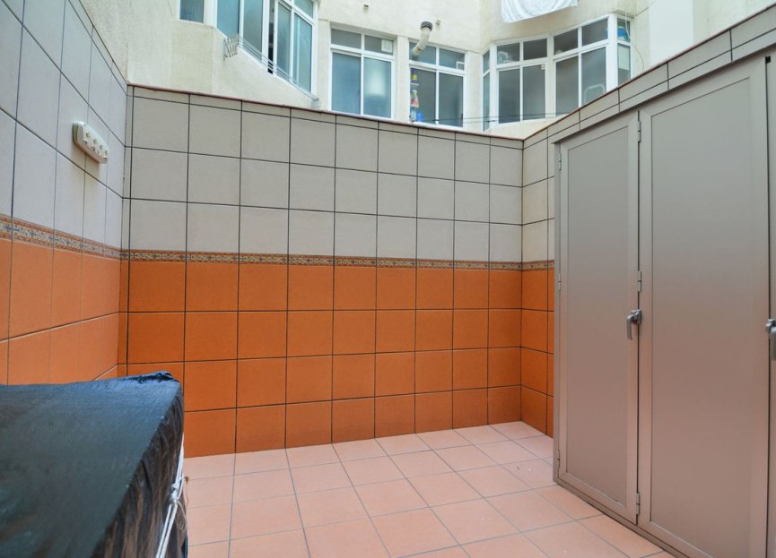 Resale - Apartment - Middle Floor Apartment - Fuengirola - Los Boliches