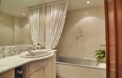 Resale - Apartment - Middle Floor Apartment - Fuengirola - Los Boliches