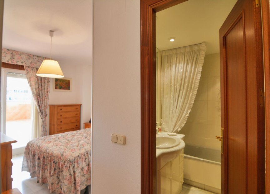 Resale - Apartment - Middle Floor Apartment - Fuengirola - Los Boliches