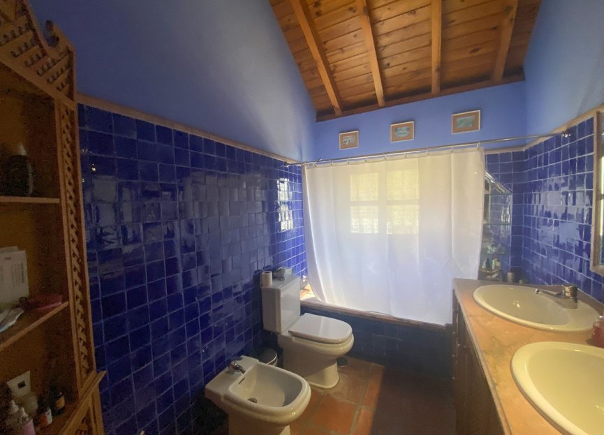 Reventa - House - Detached Villa - Marbella - Nueva Andalucia