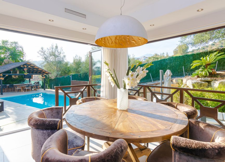 Reventa - House - Detached Villa - Marbella - Nueva Andalucia