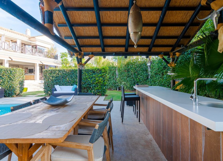 Reventa - House - Detached Villa - Marbella - Nueva Andalucia