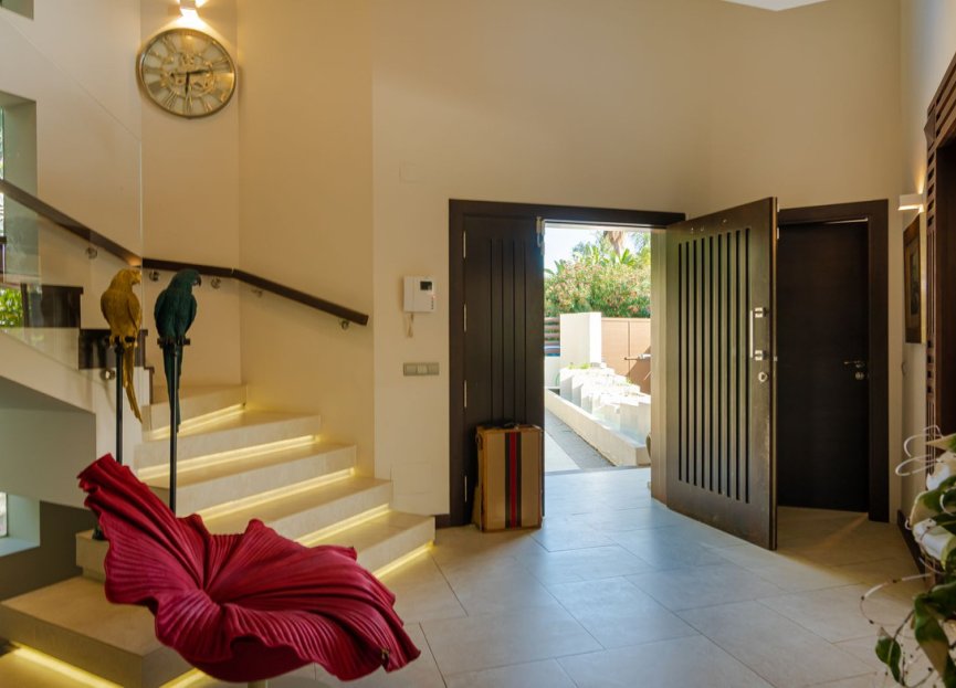 Reventa - House - Detached Villa - Marbella - Nueva Andalucia