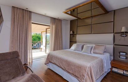 Reventa - House - Detached Villa - Marbella - Nueva Andalucia